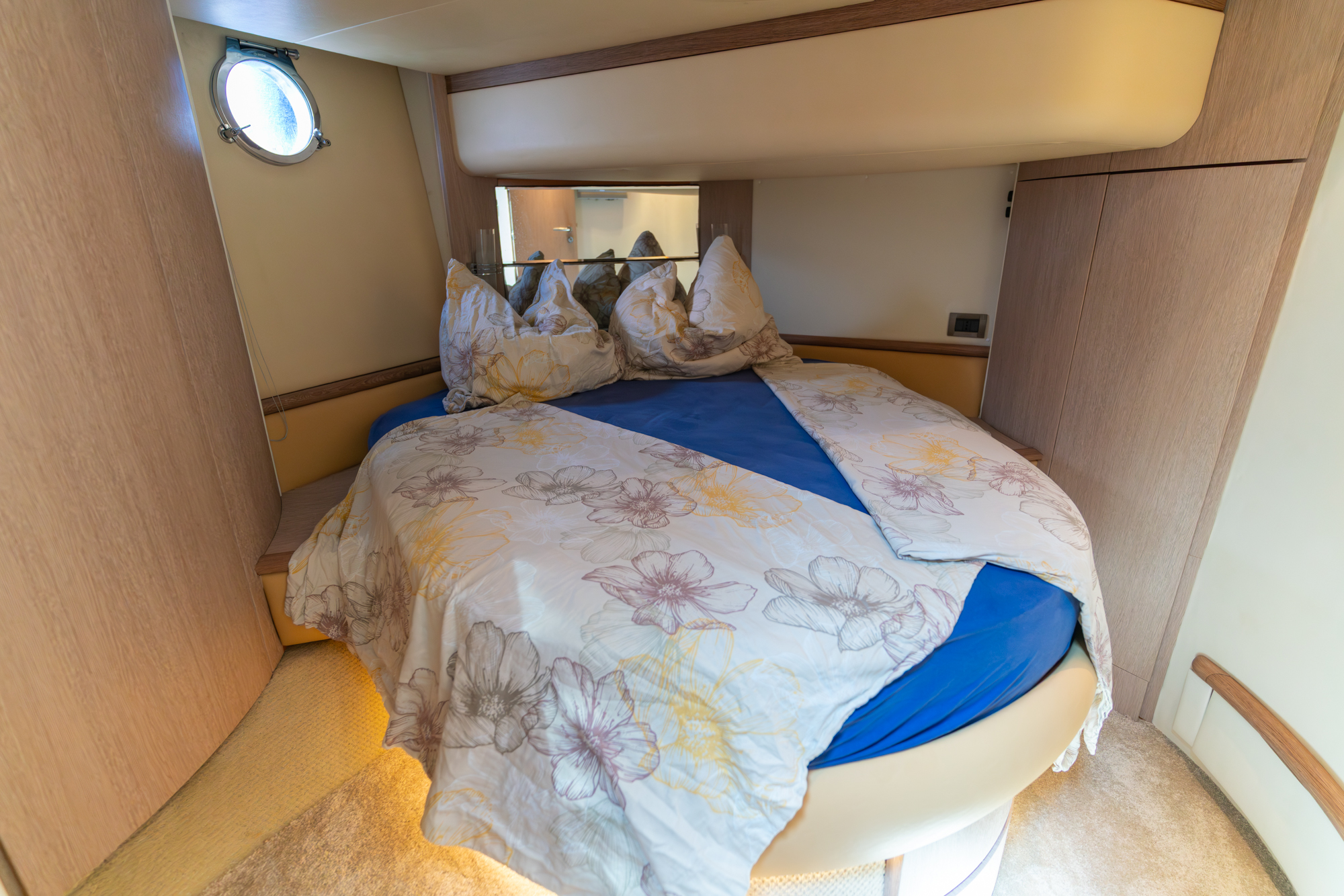 ALYC yacht second cabin bed